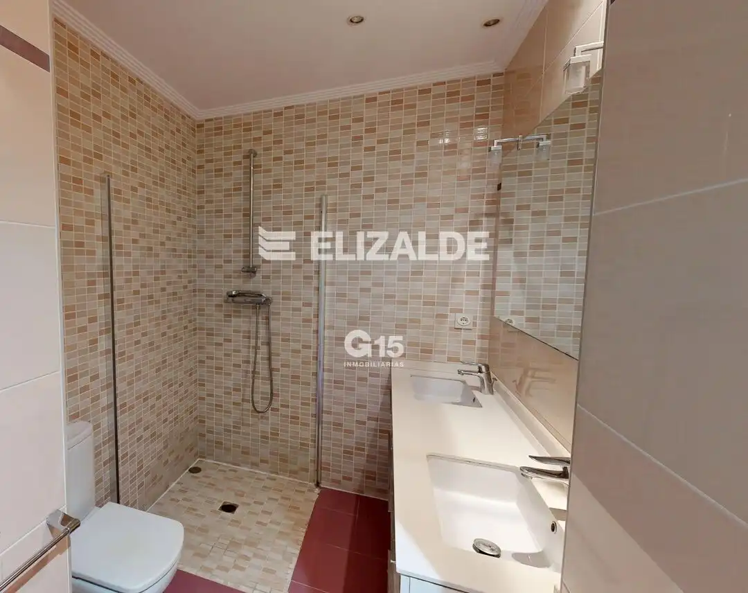 Piso en venta en Euskal Herria Kalea, Parte Vieja