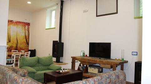 Foto 2 de Casa o xalet en venda a Puente Viesgo, Cantabria