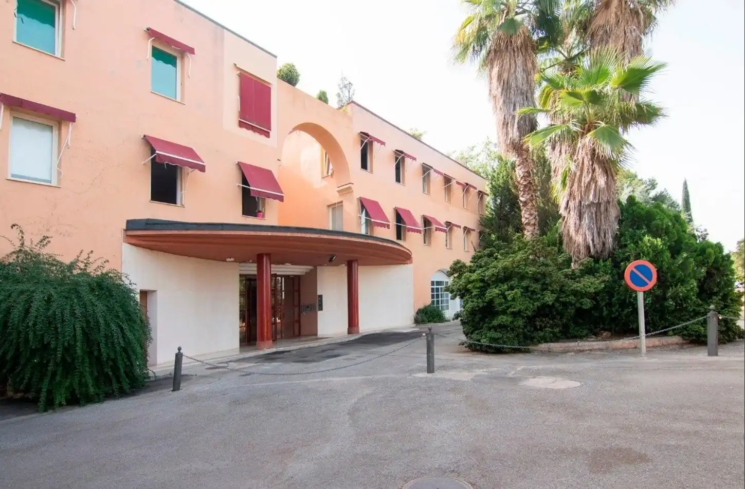 Exterior view of Flat for rent in Granada  with Air Conditioner and Community pool