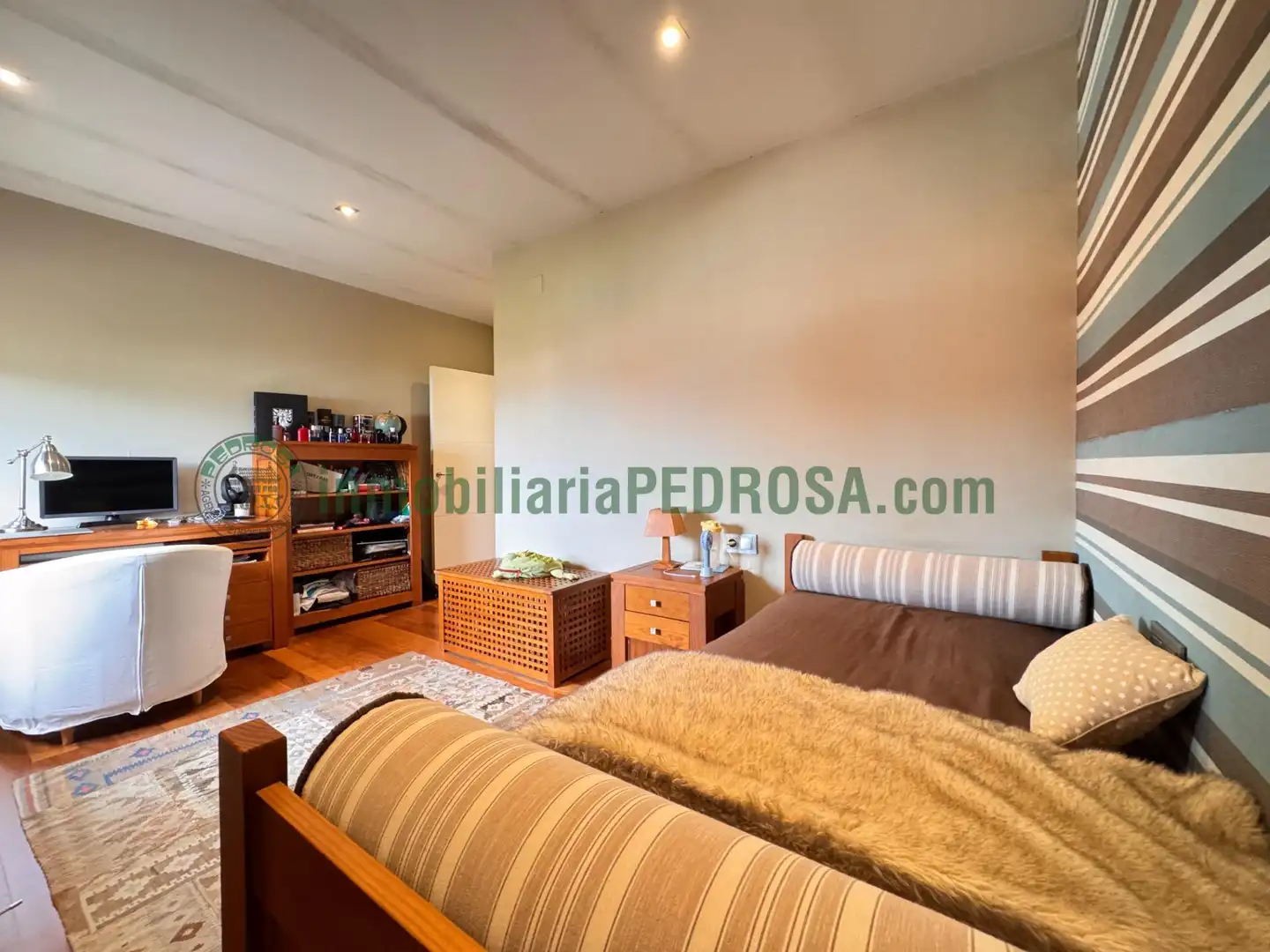 Habitación de Casa o chalet en venta en Pontevedra Capital  con Calefacción, Jardín privado y Terraza