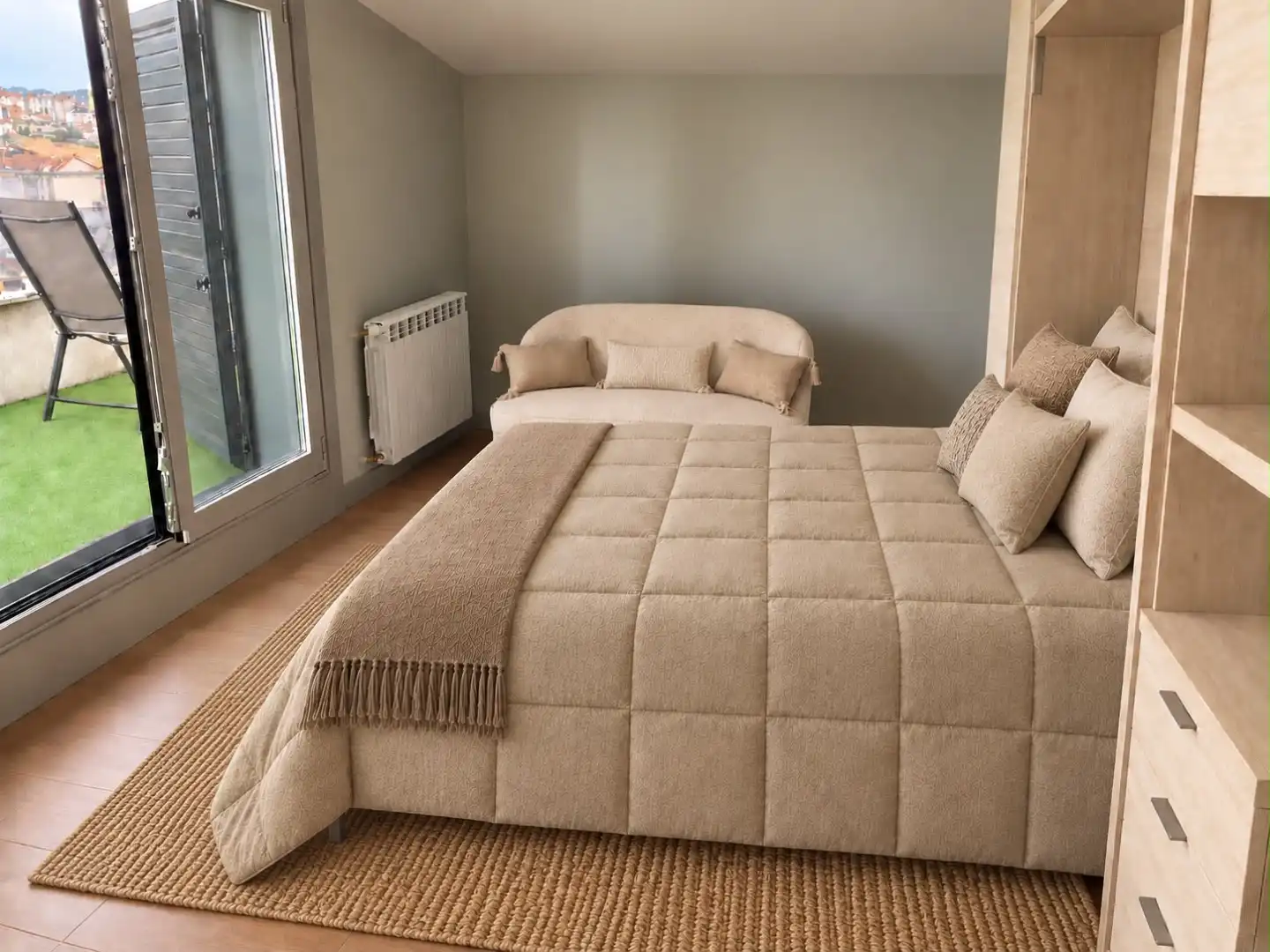 Schlafzimmer von Maisonette zum Verkauf in Ourense Capital  mit Klimaanlage, Terrasse und Balkon