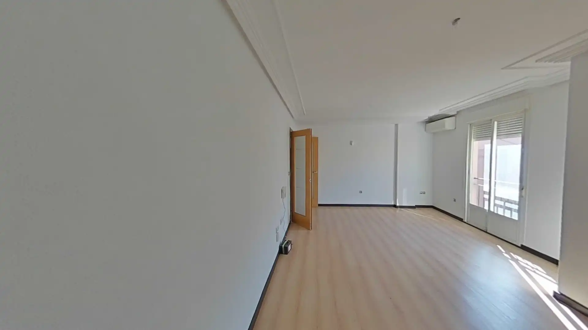 Piso en venta en Linares