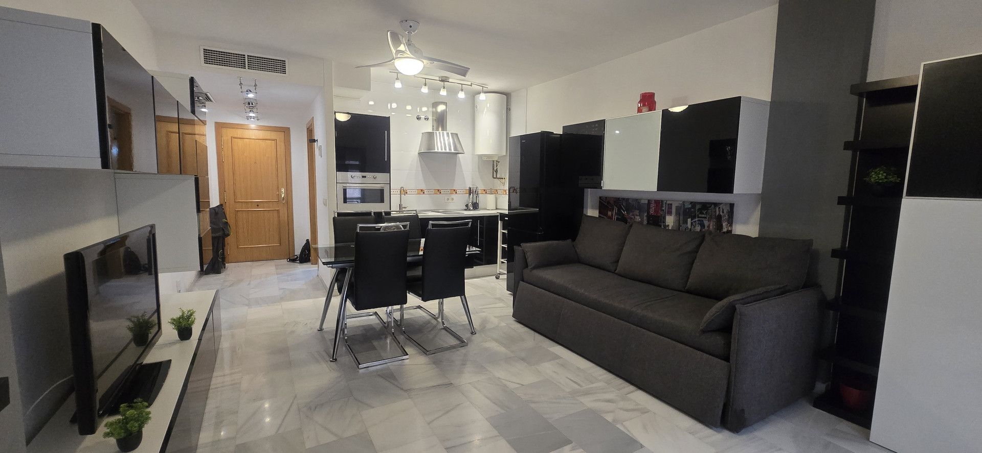 Living room of Study for sale in Torremolinos  with Air Conditioner, Heating and Furnished