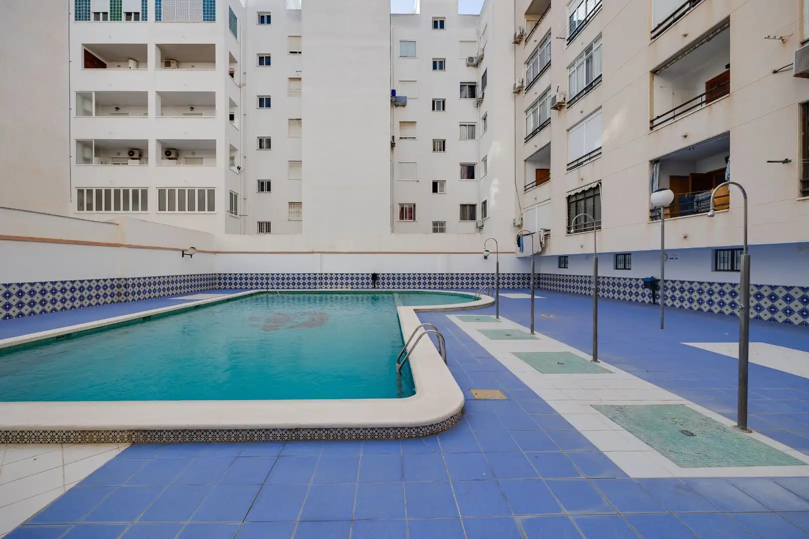 Apartamento con piscina en venta en los gases 26, imagen 10