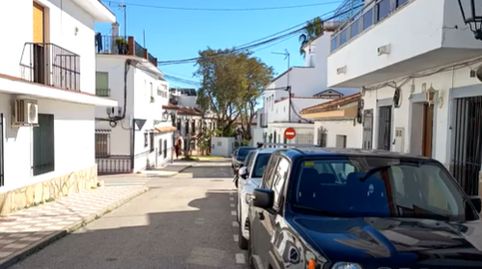 Foto 2 de Pis en venda a Cl Andalucia,7 Esc:1 Pl:0 Pt:01 Estepona (málaga), Cancelada, Estepona
