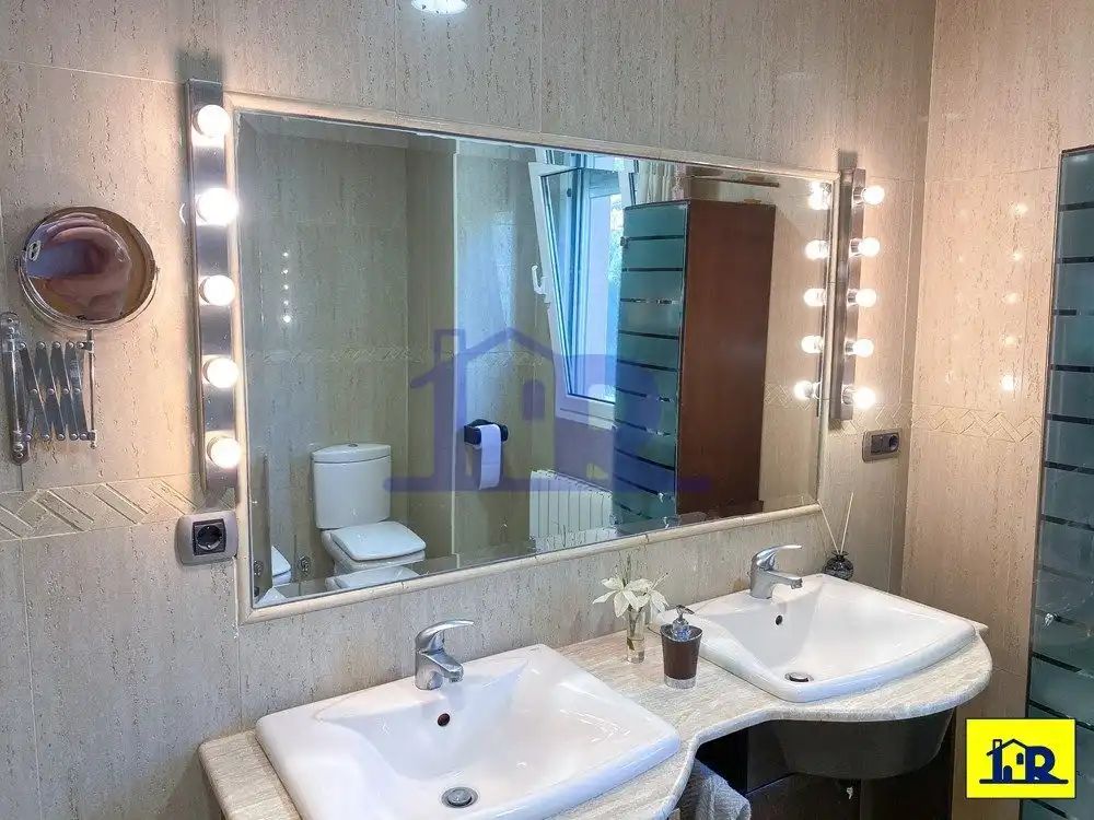 Bathroom of Houses for sale in Arcas del Villar  with Terrace, Storage room and Swimming Pool