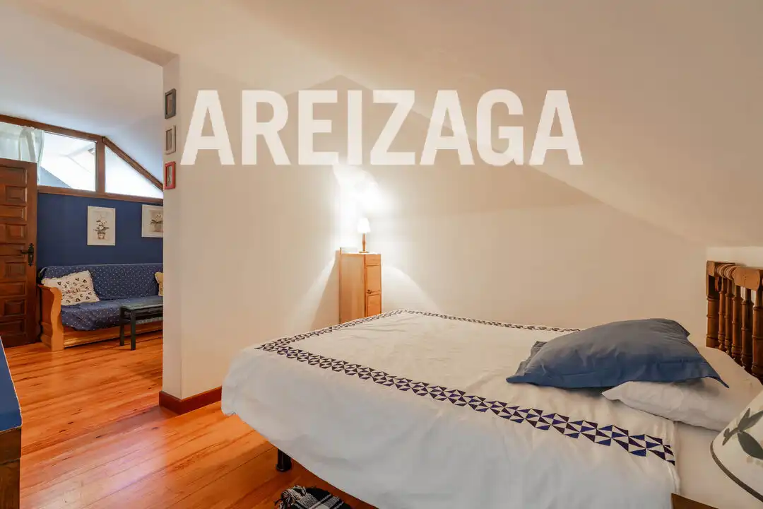 Habitación de Casa o chalet en venta en Errenteria con Calefacción, Terraza y Piscina