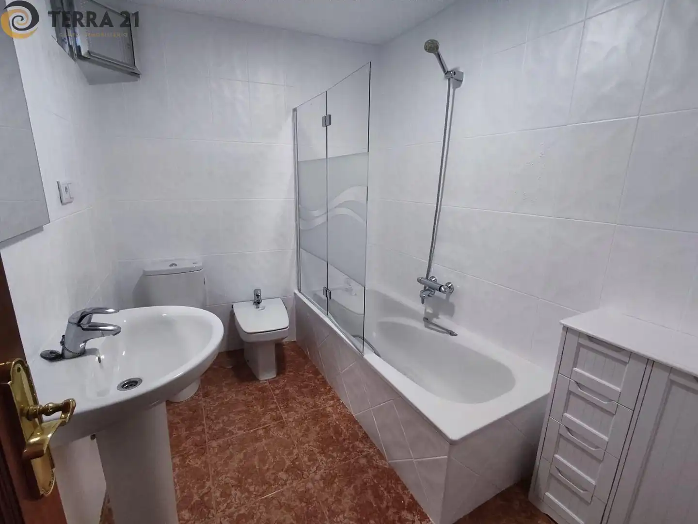 Baño de Piso de alquiler en Jaén con Aire acondicionado