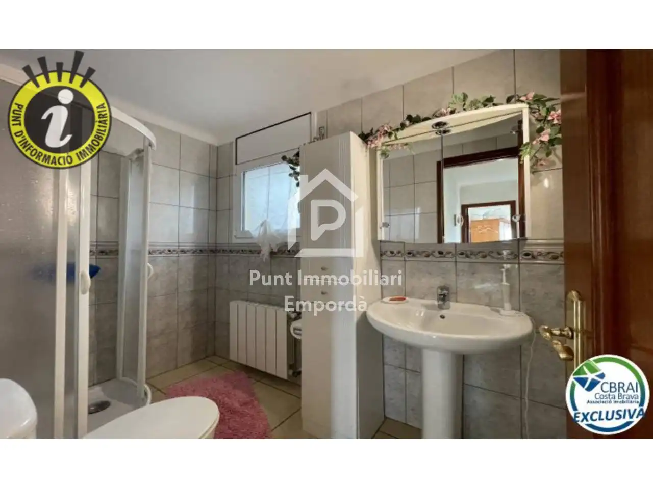 Bany de Casa o xalet en venda en Roses amb Aire condicionat, Jardí privat i Terrassa