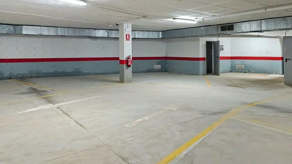 Einzelparkplatz zum Verkauf in San García