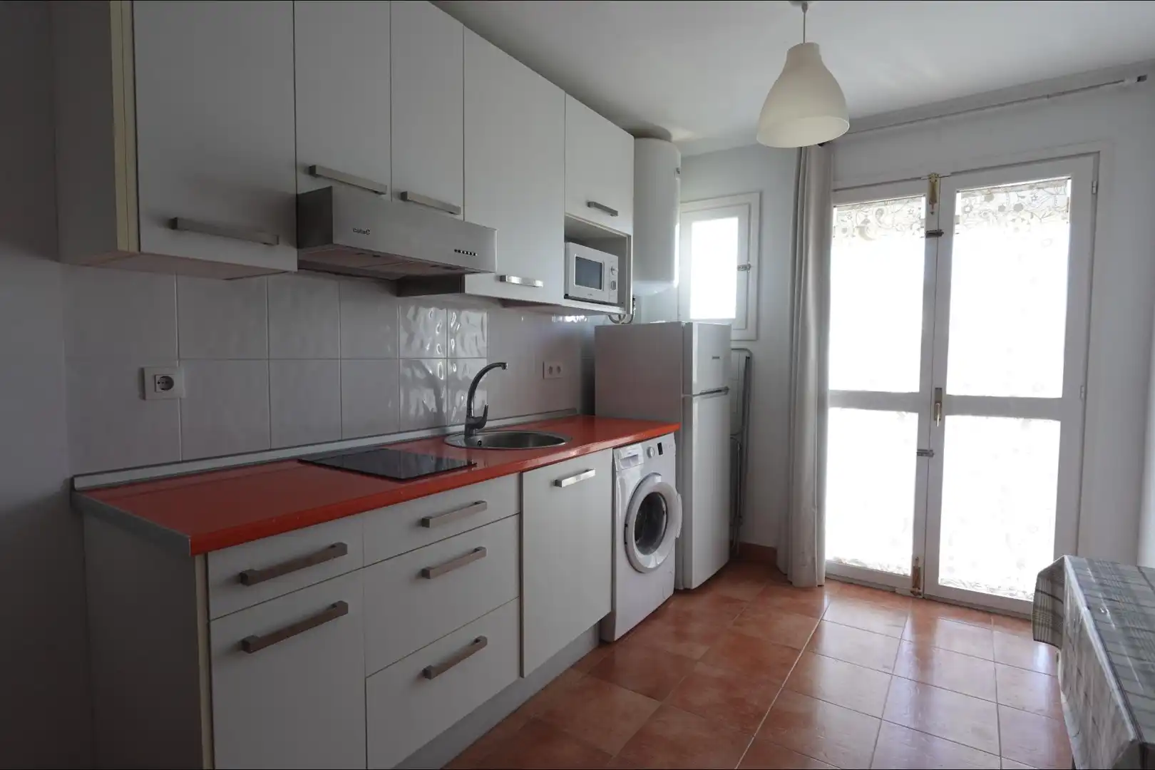 Mini appartamento con terrazza in affitto a Calle GONZALEZ HONTORIA, imagen 5