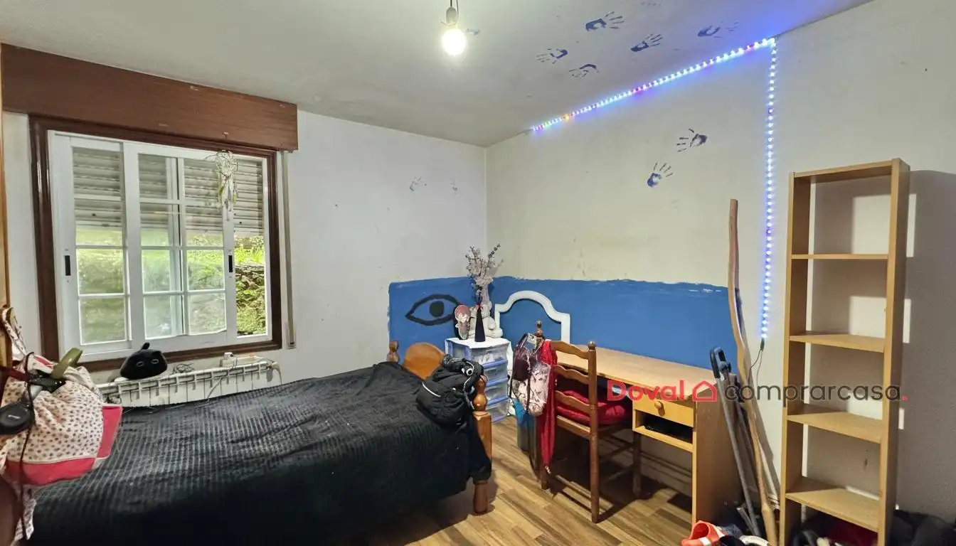Casa o chalet en venta en Vigo  con Calefacción, Jardín privado y Parquet