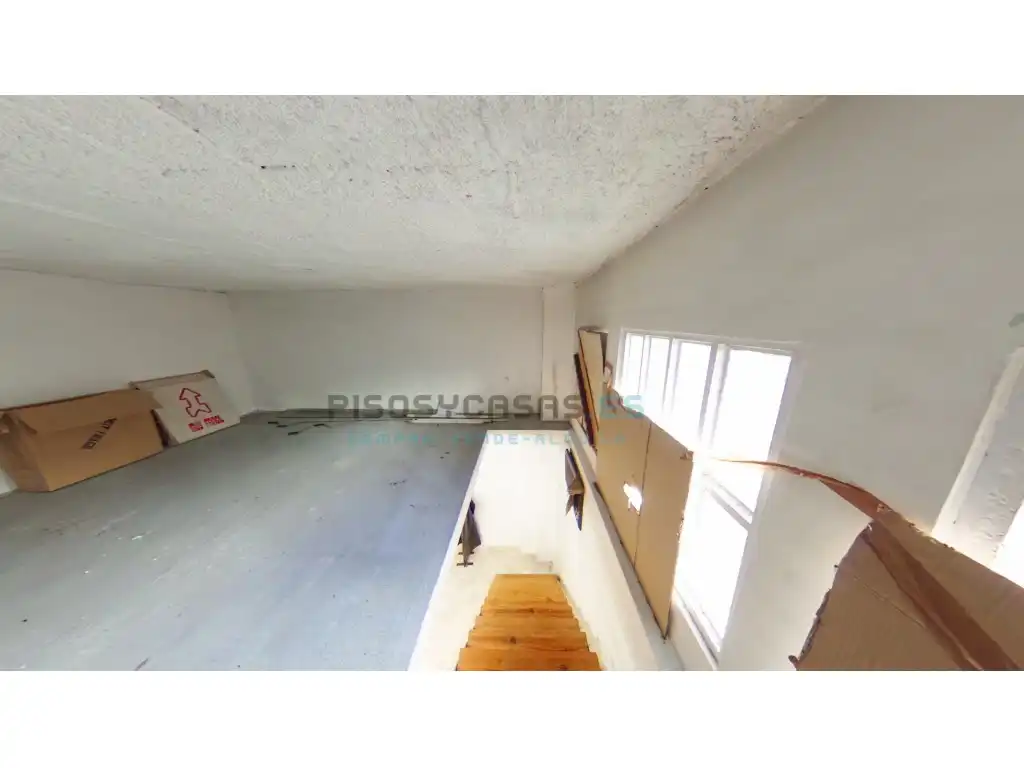 Local en venta en Zaragoza con Amueblado