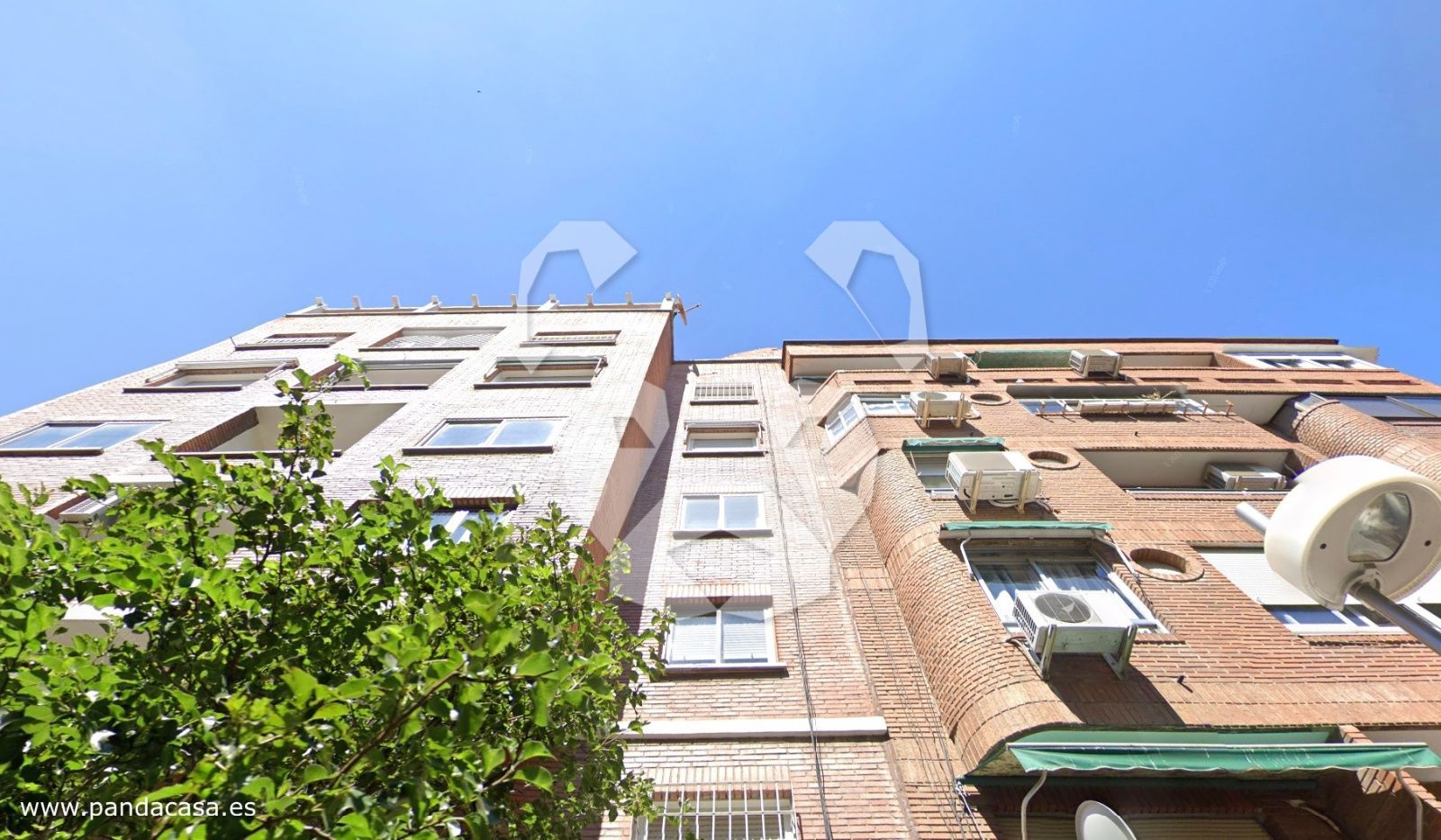 Exterior view of Flat to rent in  Madrid Capital  with Air Conditioner, Heating and Furnished
