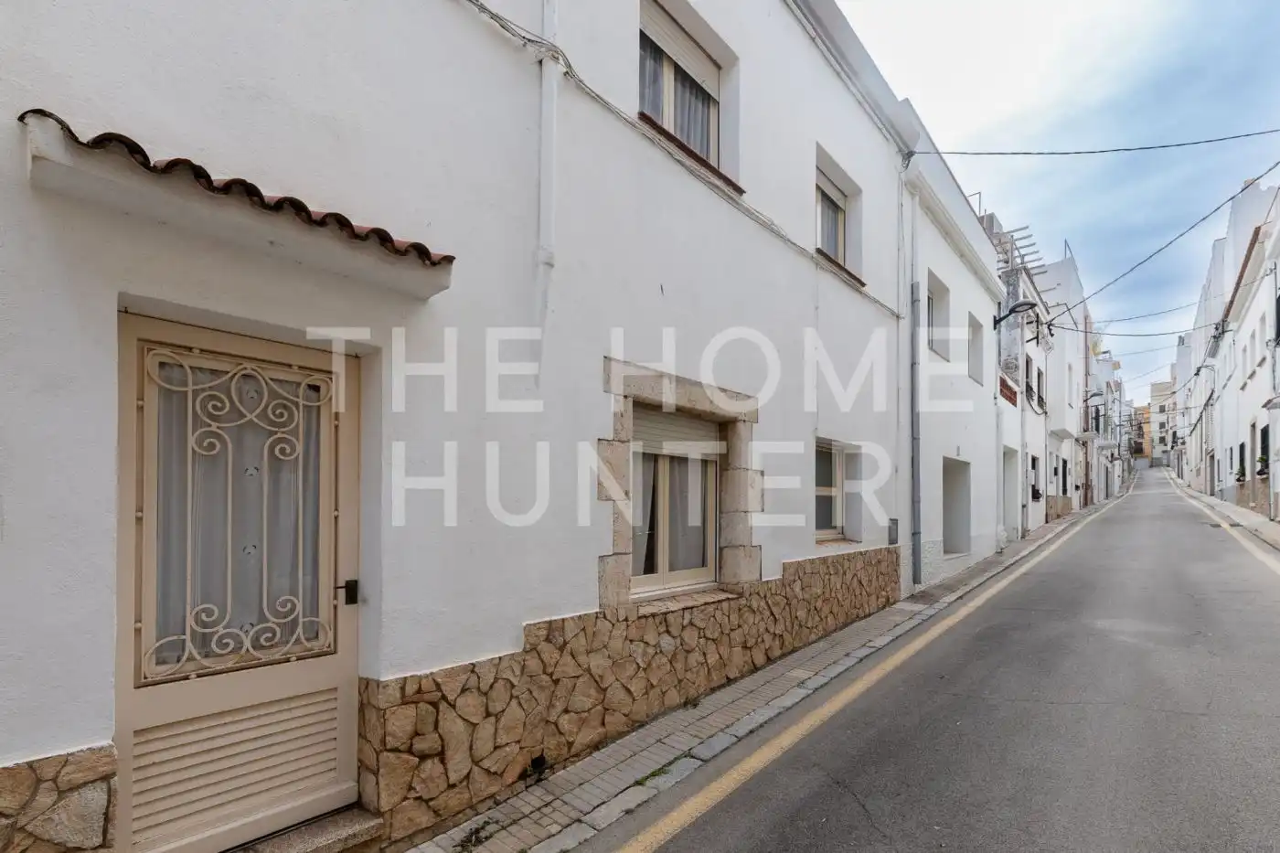 Vista exterior de Casa o xalet en venda en L'Escala amb Terrassa