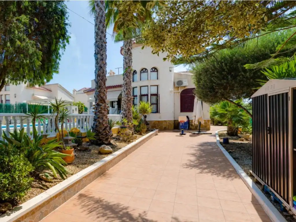 Casa con piscina en venta en Calle Jose Carreras, imagen 2