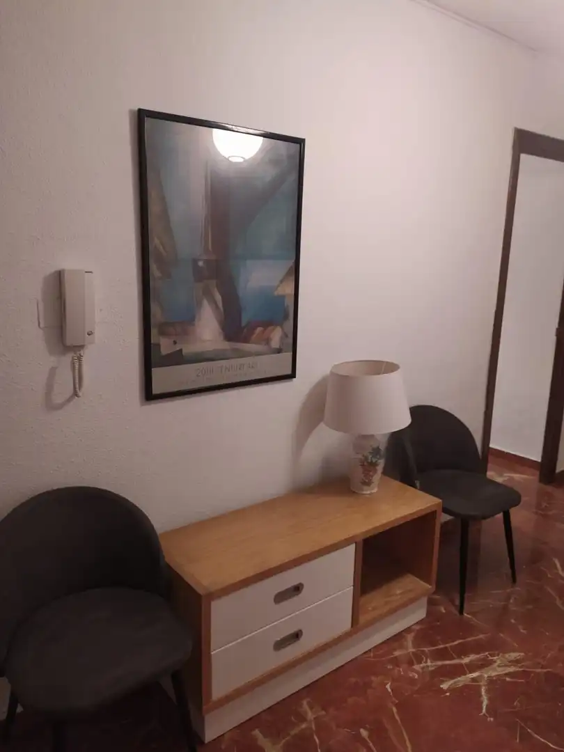 Flat for rent in Fígares