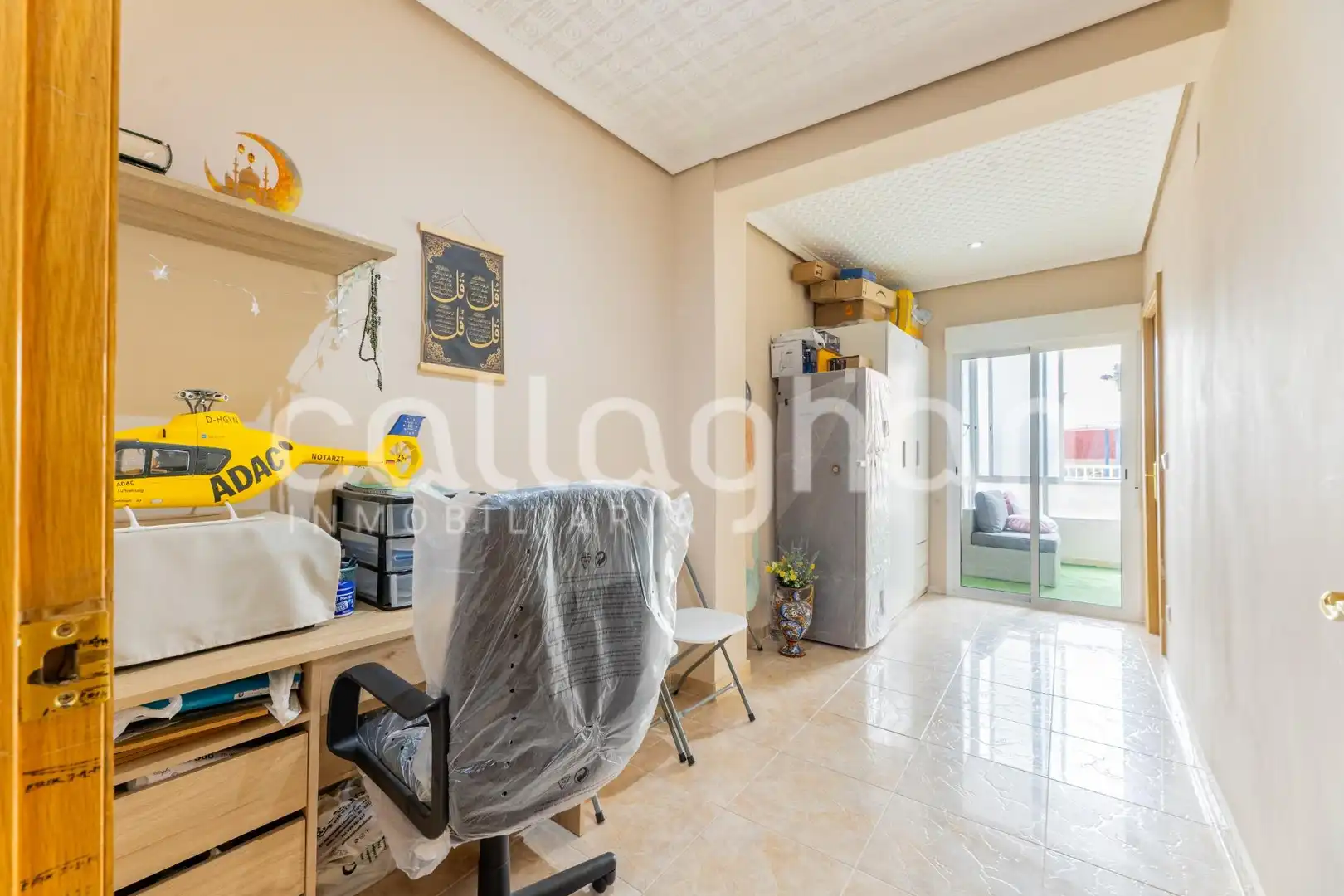Kitchen of Flat for sale in Silla  with Air Conditioner, Terrace and Furnished
