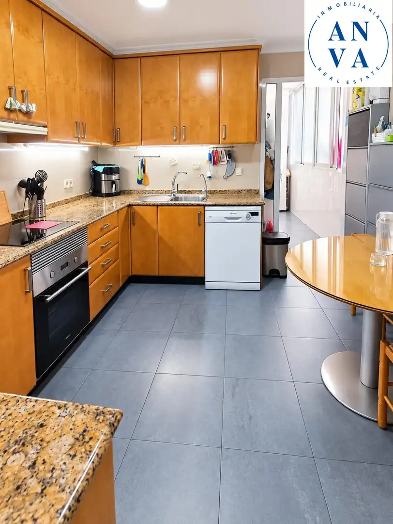 Piso con ascensor en venta en Calle CARLET, imagen 9