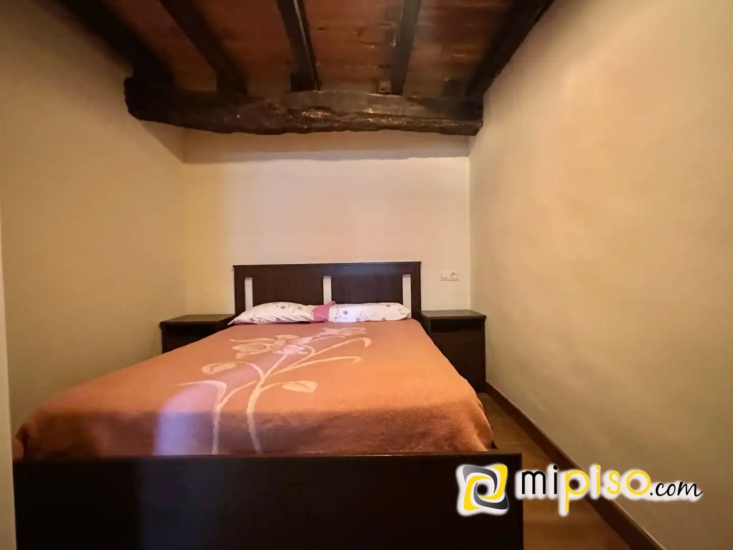 Dormitori de Pis en venda en Laredo