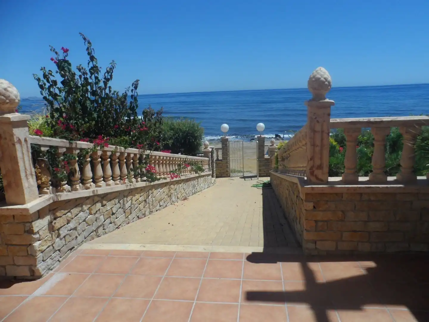 Jardí de Casa o xalet en venda en Cuevas del Almanzora amb Aire condicionat, Jardí privat i Terrassa