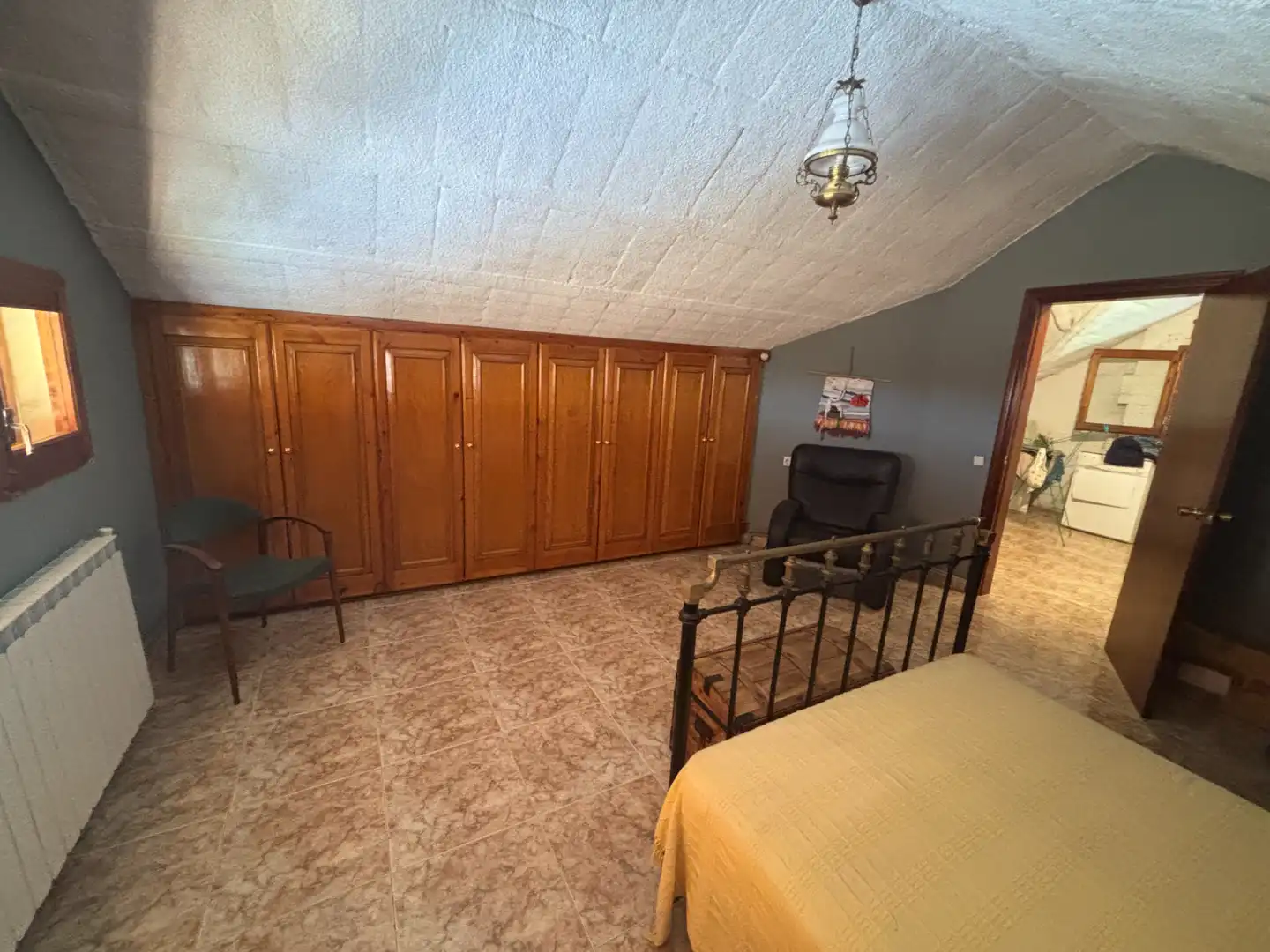 Haus oder Chalet zum Verkauf in Miralcamp mit Heizung, Privatgarten und Möbliert