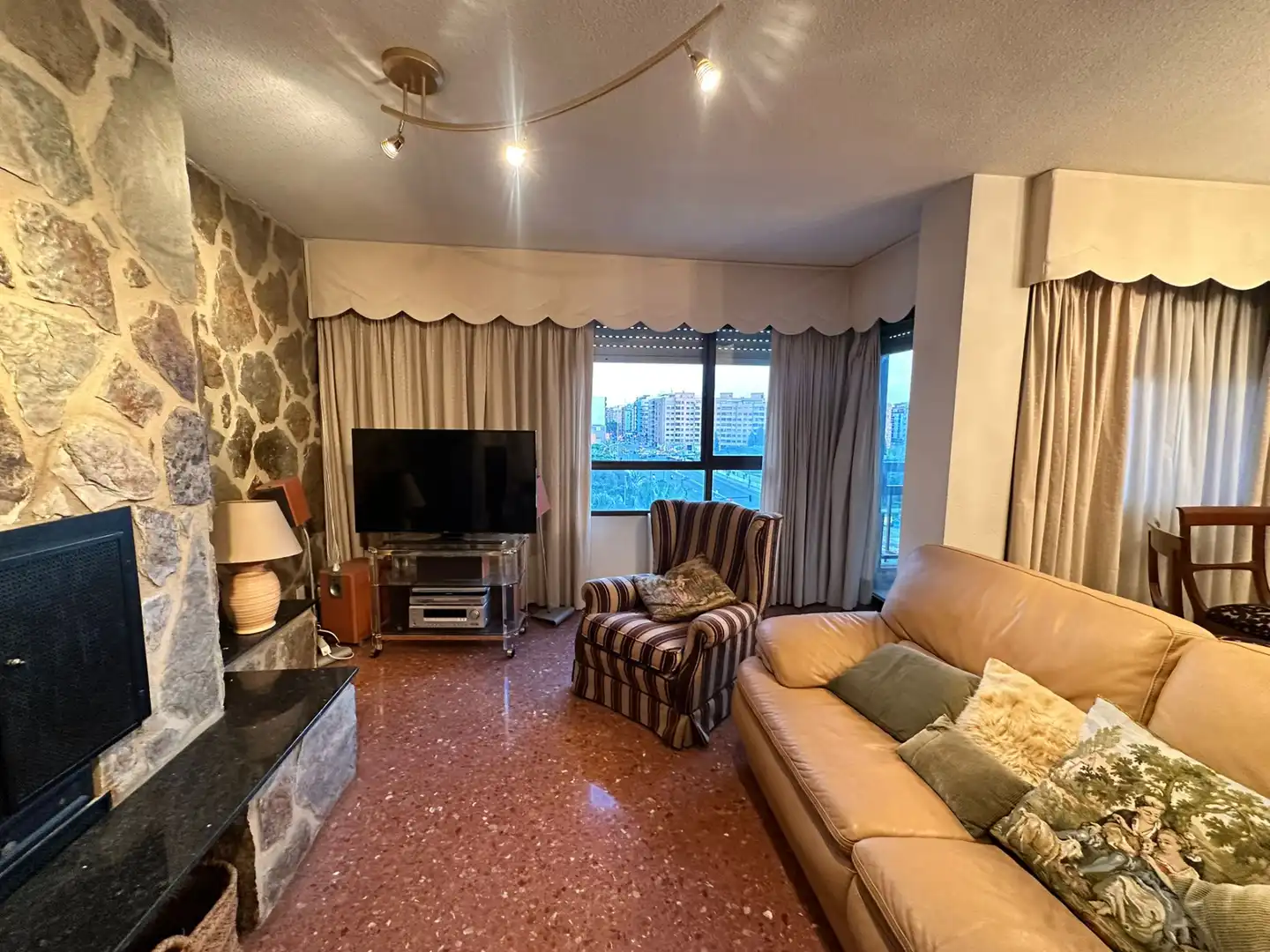 Sala de estar de Piso en venta en Valencia con Aire acondicionado, Trastero y Amueblado