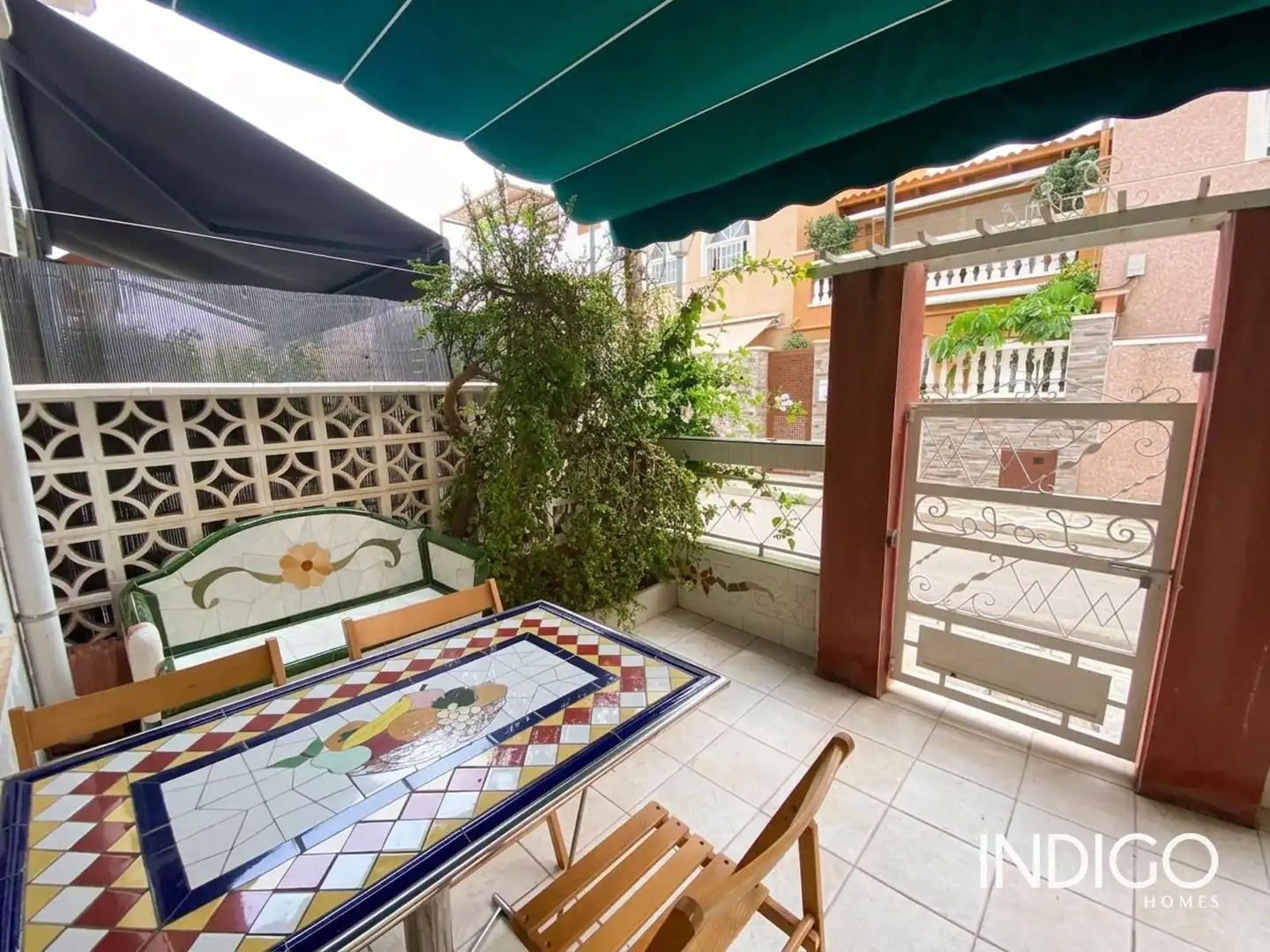 Adossat amb jardí de lloguer a Príamo, imagen 14