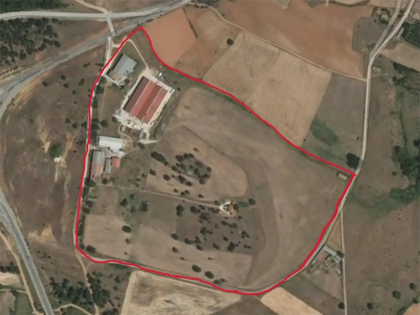 Finca rústica en venda en Salas de los Infantes amb Jardí privat, Traster i Moblat