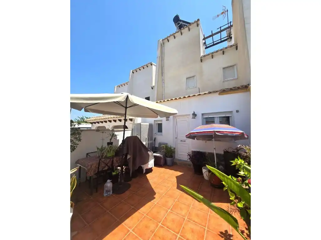 Terraza de Casa o chalet en venta en Torrevieja con Piscina y Amueblado