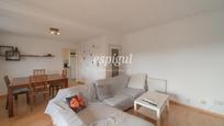 Living room of Flat for sale in Girona Capital  with Heating, Parquet flooring and Terrace