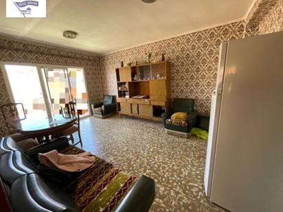 Sala d'estar de Pis en venda en  Albacete Capital amb Terrassa i Balcó