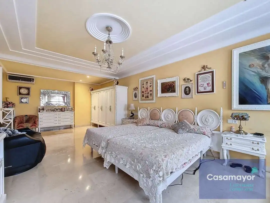 Houses for sale in Sol y Luz