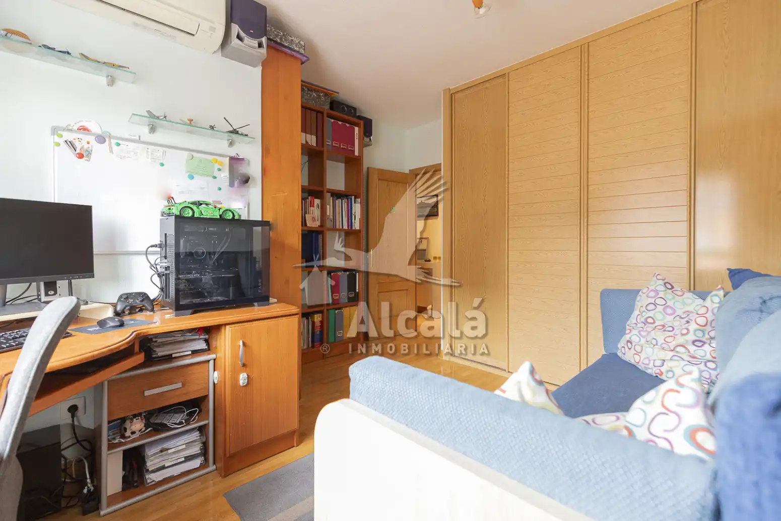 Habitación de Piso en venta en Arganda del Rey con Aire acondicionado, Calefacción y Jardín privado
