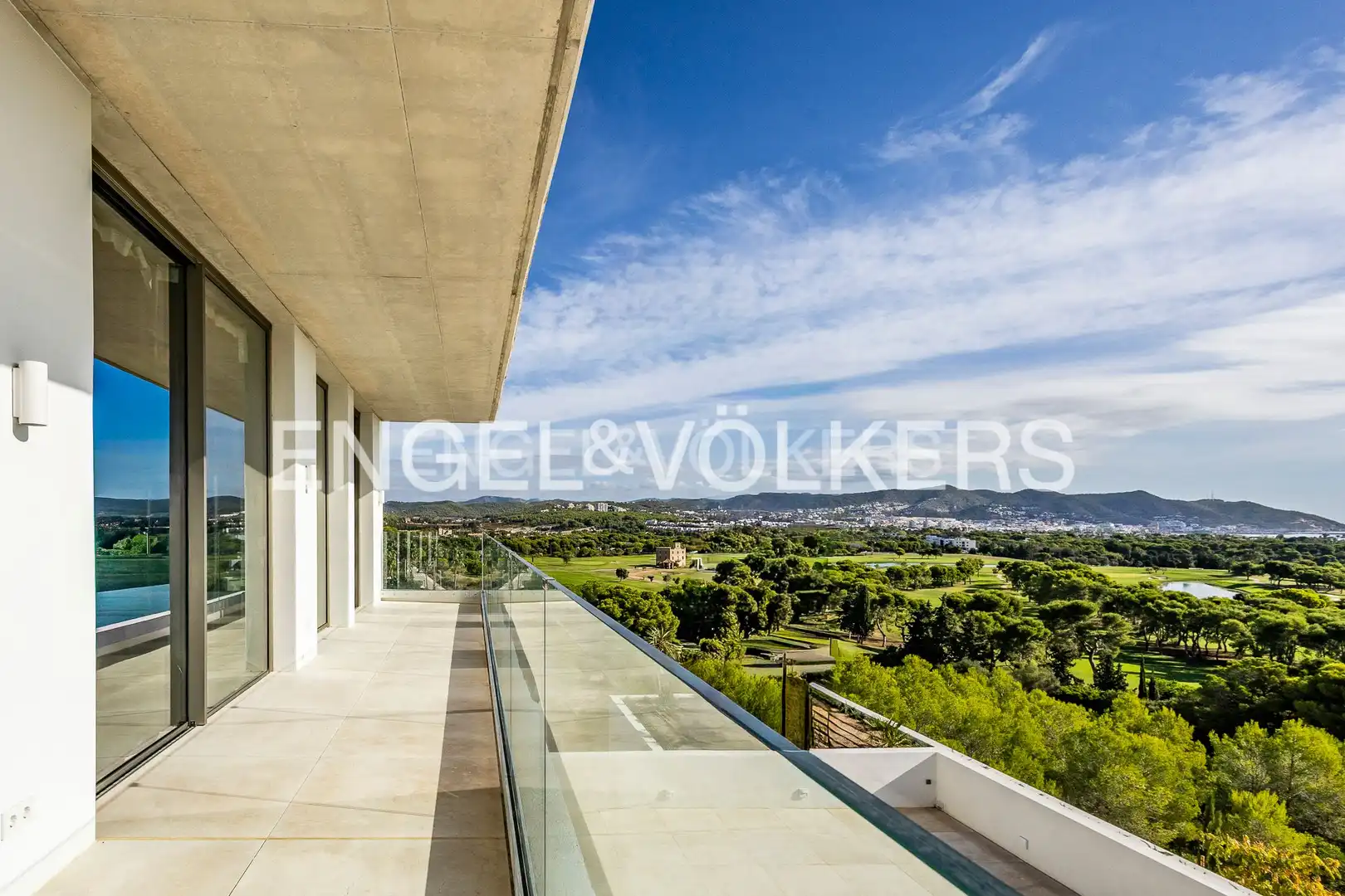 Vista exterior de Casa o chalet de alquiler en Sitges con Aire acondicionado, Calefacción y Jardín privado