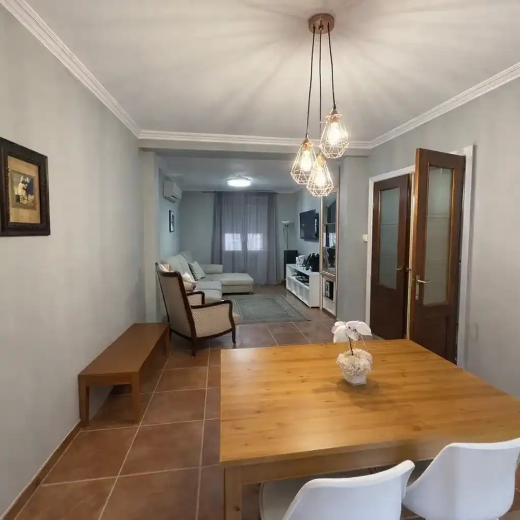 Sala d'estar de Casa adosada en venda en Calera y Chozas amb Aire condicionat i Calefacció