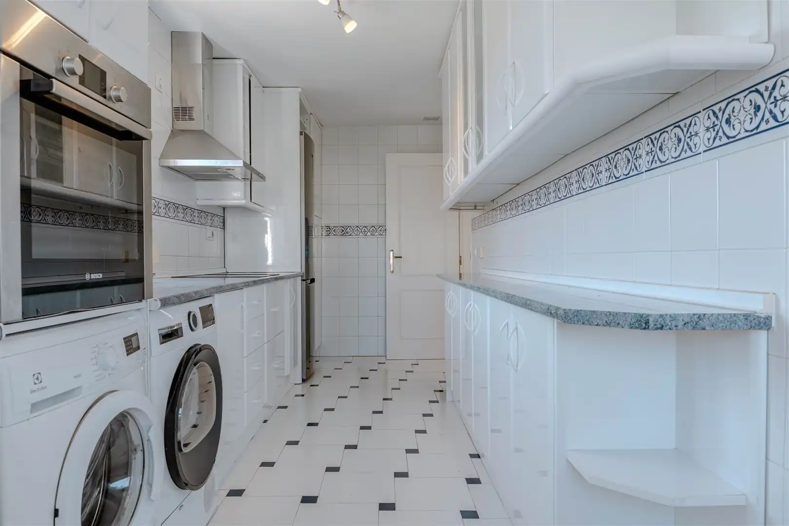 Cuina de Apartament en venda en Estepona