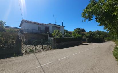 Exterior view of Single-family semi-detached for sale in Valle de Mena  with Balcony