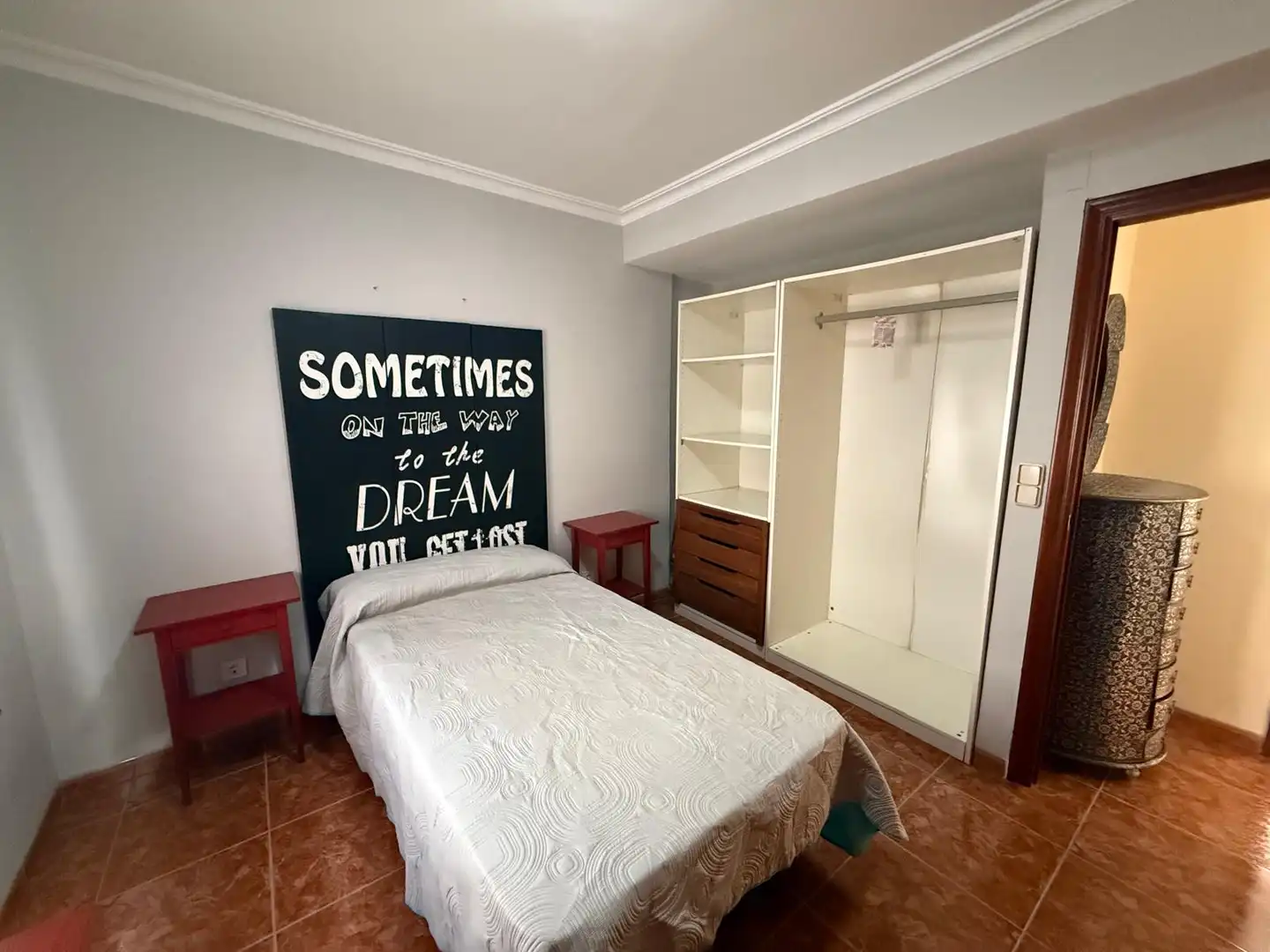 Habitación de Piso en venta en Dos Hermanas con Aire acondicionado, Calefacción y Amueblado