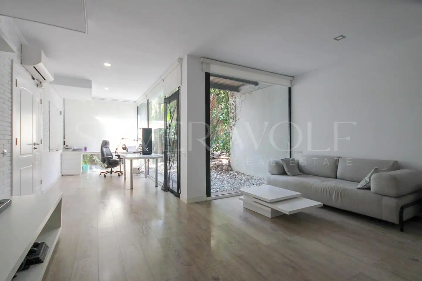 Sala de estar de Casa o chalet en venta en Sitges con Aire acondicionado, Calefacción y Jardín privado
