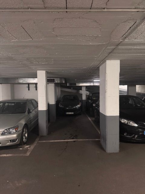 Garage zur Miete in Carrer de Mallorca, 201, L'Antiga Esquerra de l'Eixample, Eixample