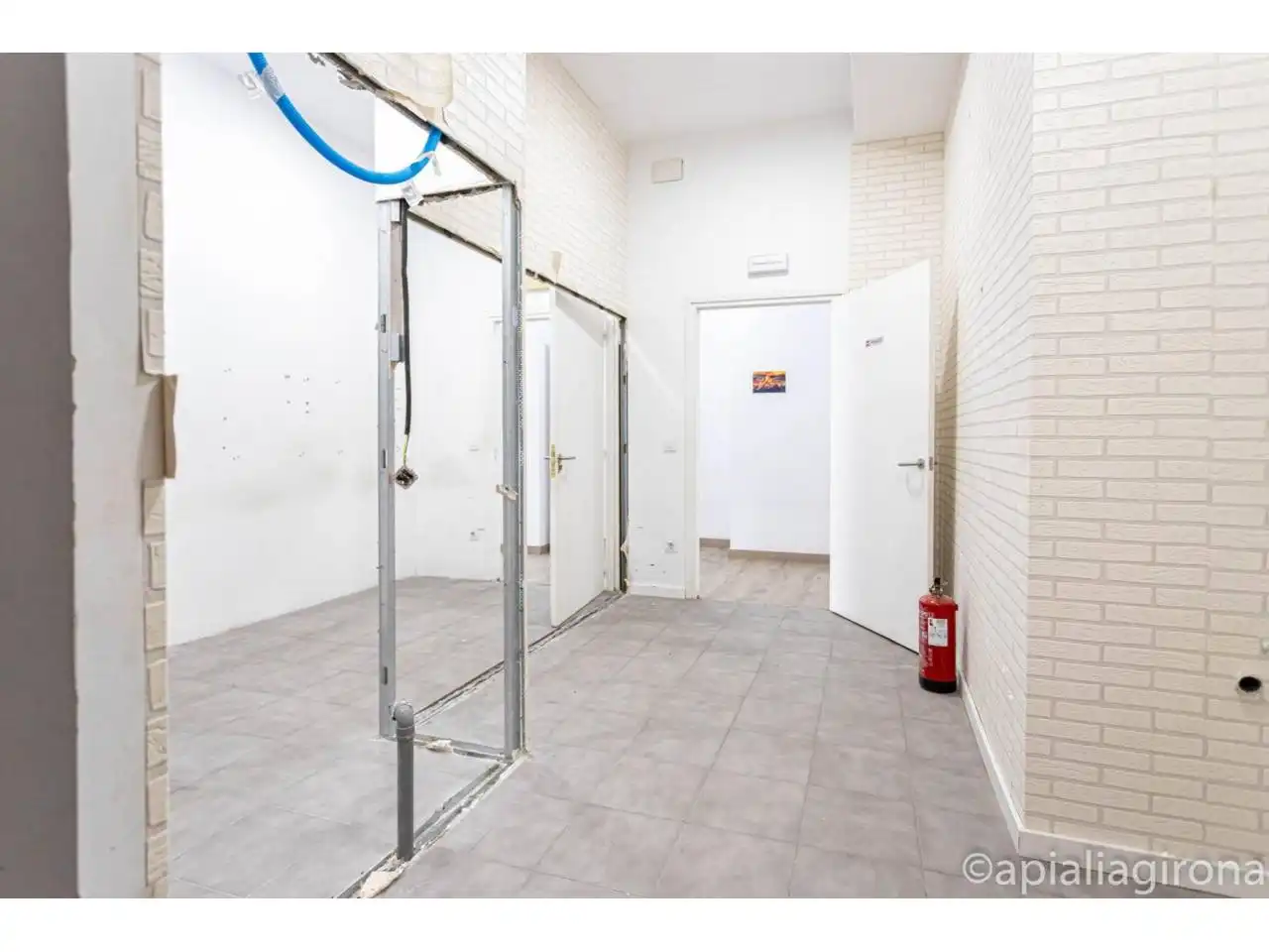 Geschaftsraum zum Verkauf in Girona