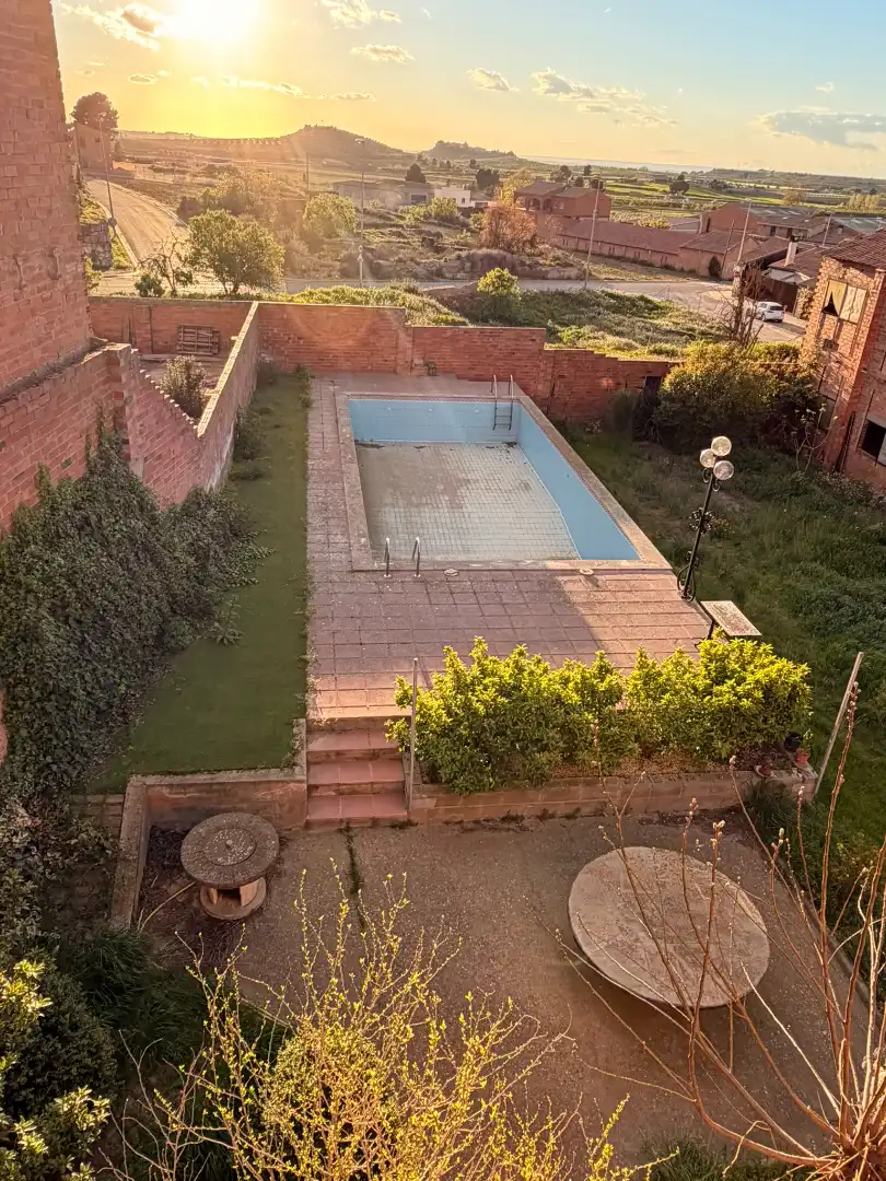 Piscina de Casa o xalet en venda en Arbeca amb Calefacció, Jardí privat i Piscina