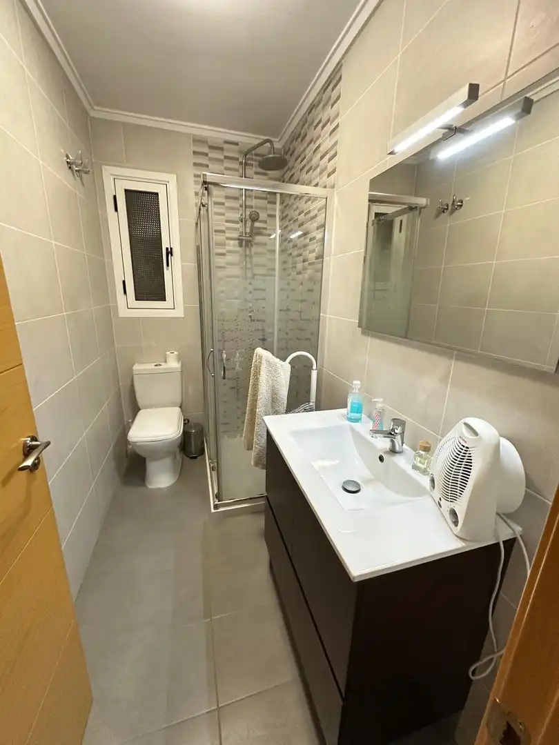 Baño de Piso en venta en Llíria con Aire acondicionado, Parquet y Terraza