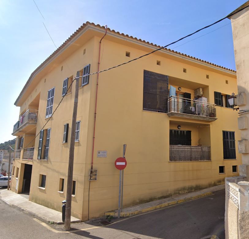 Exterior view of Garage for sale in Capdepera