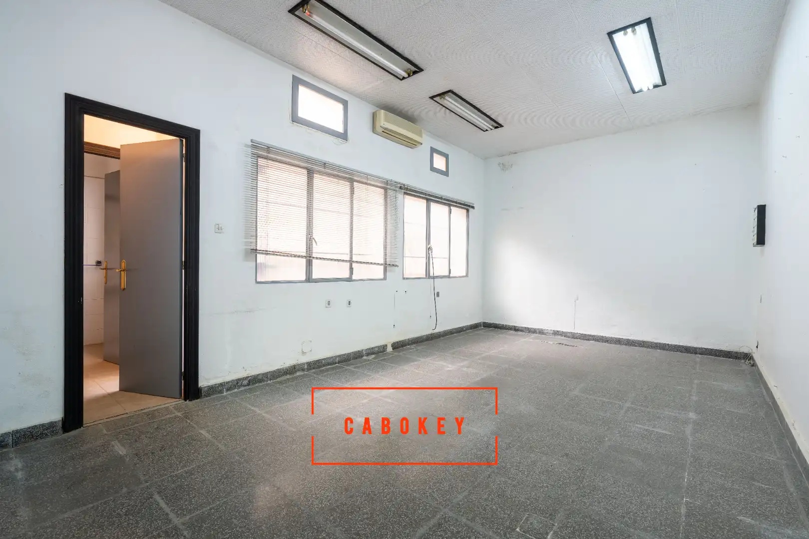 Casa adosada en venta en Almería con Terraza