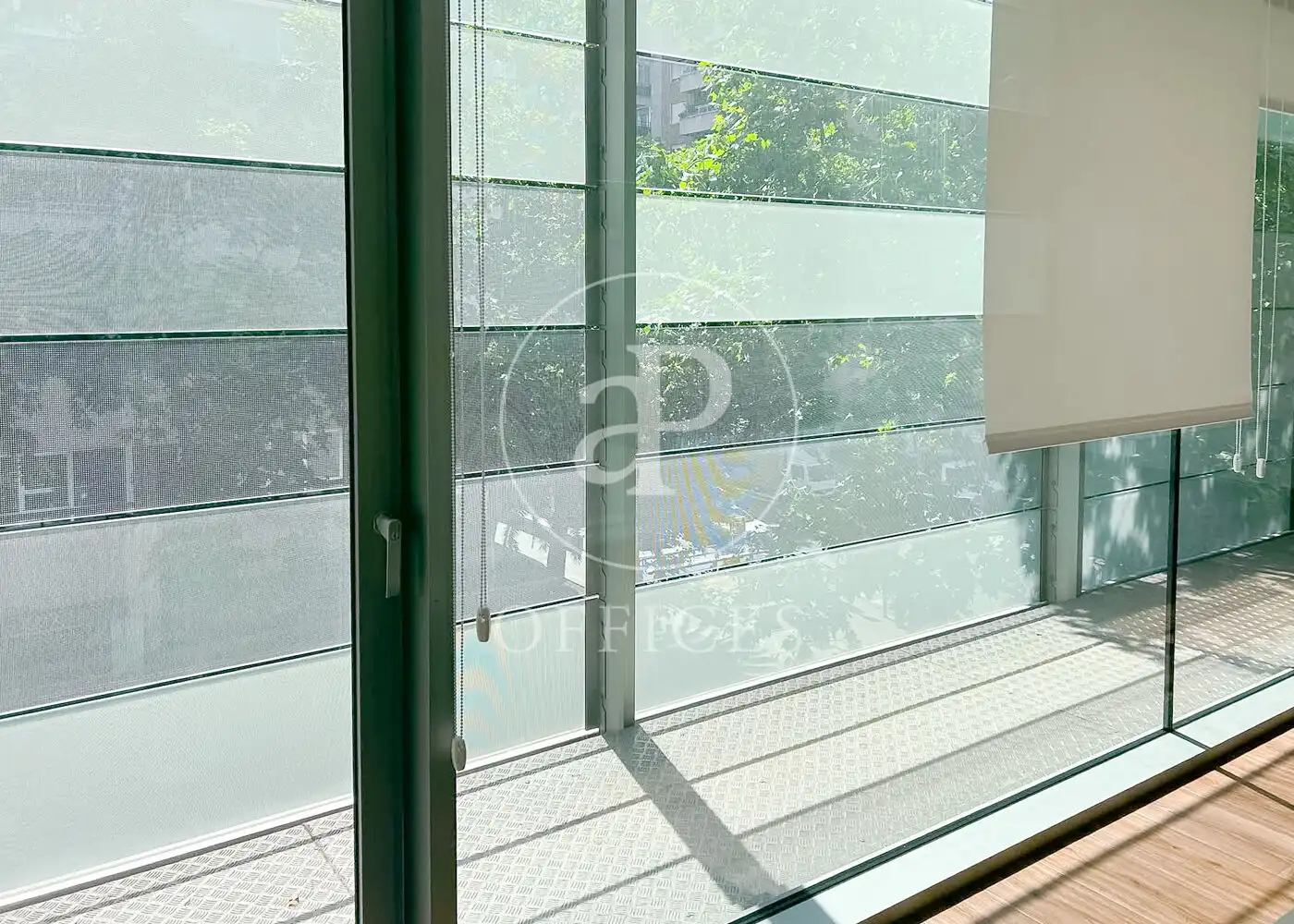 Office for rent in Madrid  with Air Conditioner and Heating