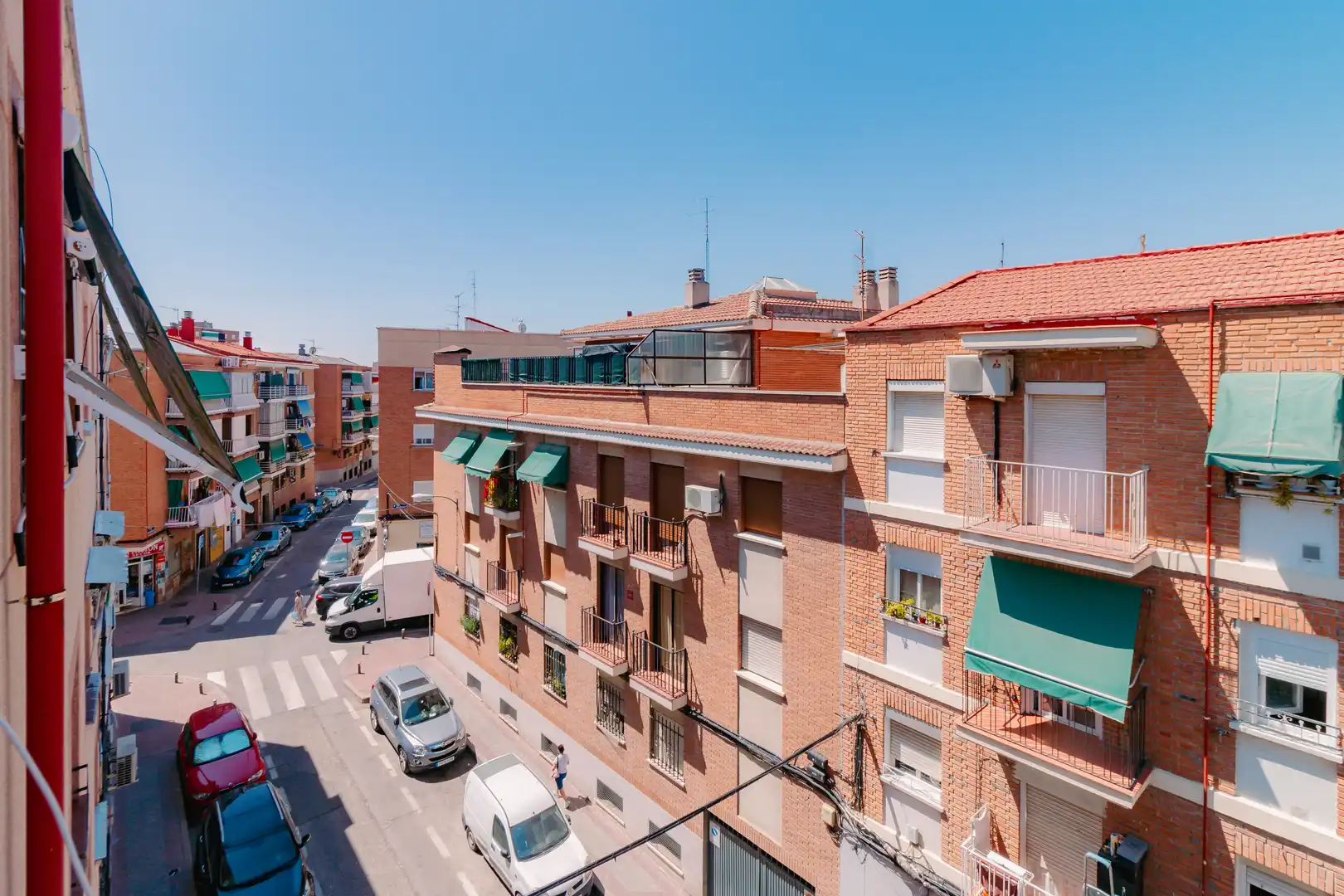 Vista exterior de Pis en venda en Madrid amb Calefacció