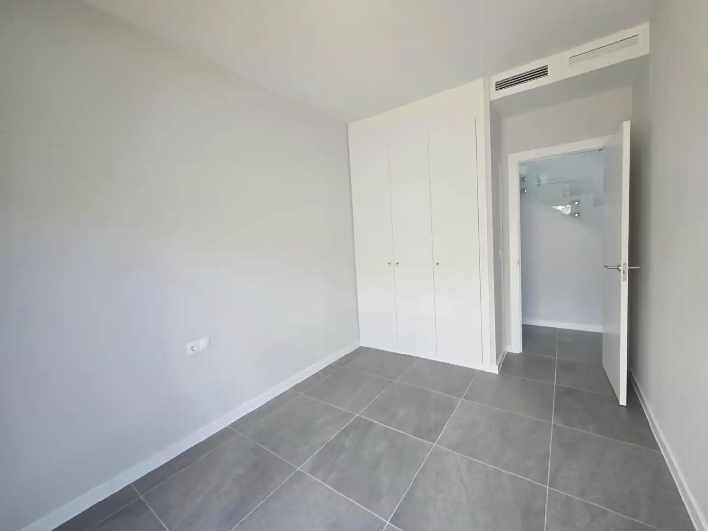 Dormitori de Casa o xalet en venda en Mijas amb Aire condicionat, Terrassa i Piscina comunitària
