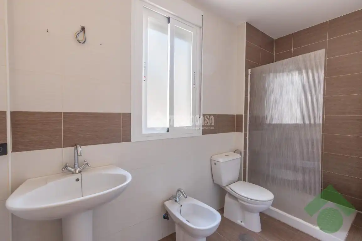 Baño de Piso en venta en Colomera